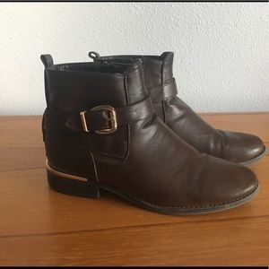 Wanted Tavern Booties